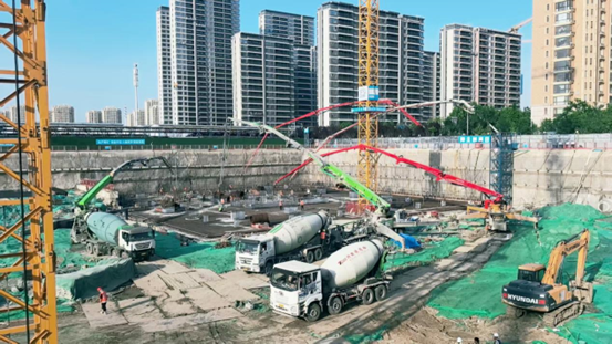 31小時，7000方！特固德商砼圓滿完成中建二局跨國區(qū)域總部集聚區(qū)項目1#樓筏板混凝土供應(yīng)任務(wù)